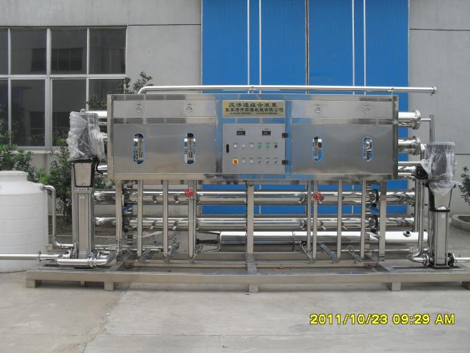 Macchina completamente automatica di purificazione dell'acqua del RO di bianco 10 tonnellate per il processo dell'acqua 1