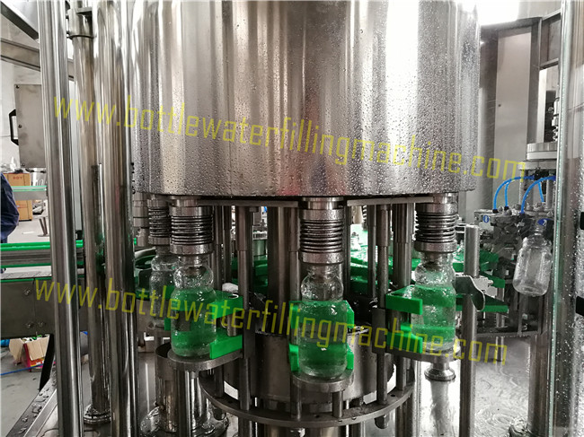 Capacità di riempimento dell'attrezzatura 3000b/h del cappuccio del succo di alluminio della bottiglia di vetro 1