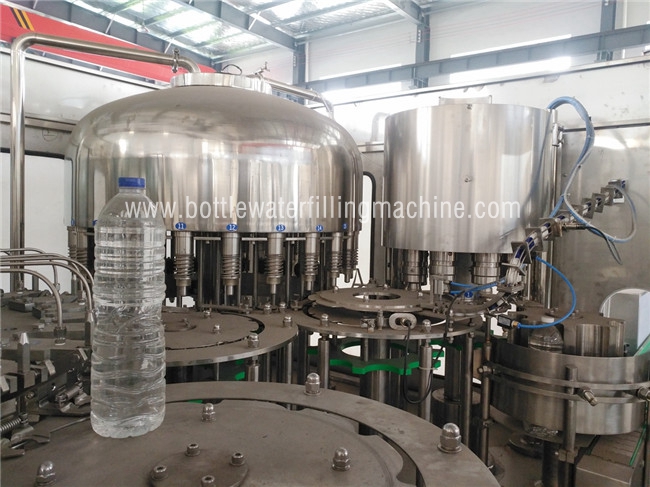 Imbottigliatrice dell'acqua di controllo dello SpA HMI per la dimensione della bottiglia 250-2000ml 2