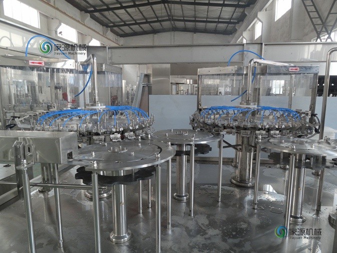 imbottigliatrice 15000BPH 0