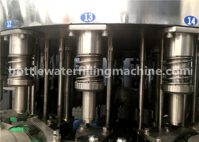 L'imbottigliatrice di plastica di Monoblock 5L ha distillato lo stabilimento di imbottigliamento dell'acqua potabile 0