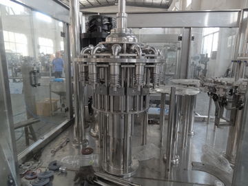 Hot Filling Fruit Juice Packaging Machine , 4000 - 6000 BPH Liquid Filling Machine