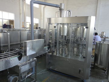 Hot Filling Fruit Juice Packaging Machine , 4000 - 6000 BPH Liquid Filling Machine