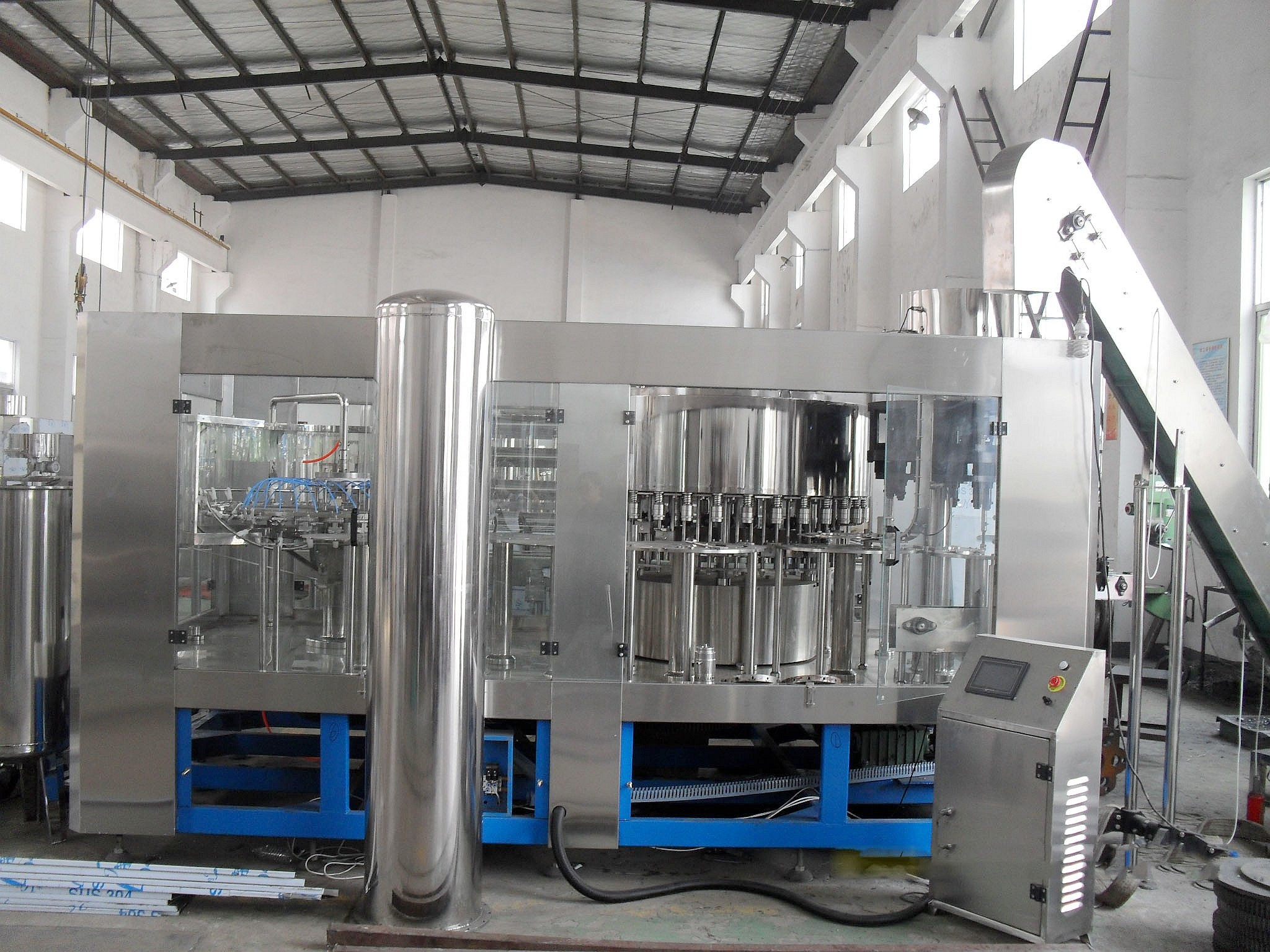Professional Plastic Bottle Filling Machine / Juice Bottling Machine